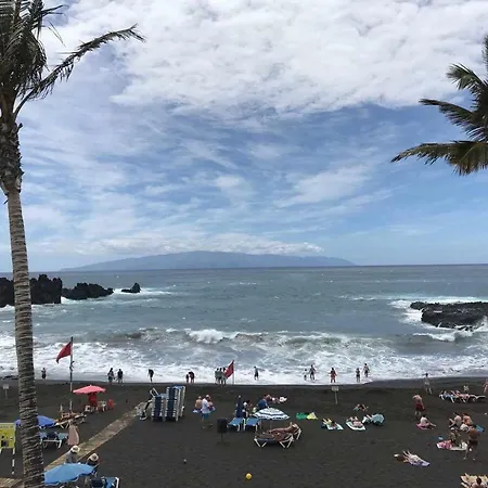 Avenida Playa La Arena Puerto de Santiago (Tenerife)